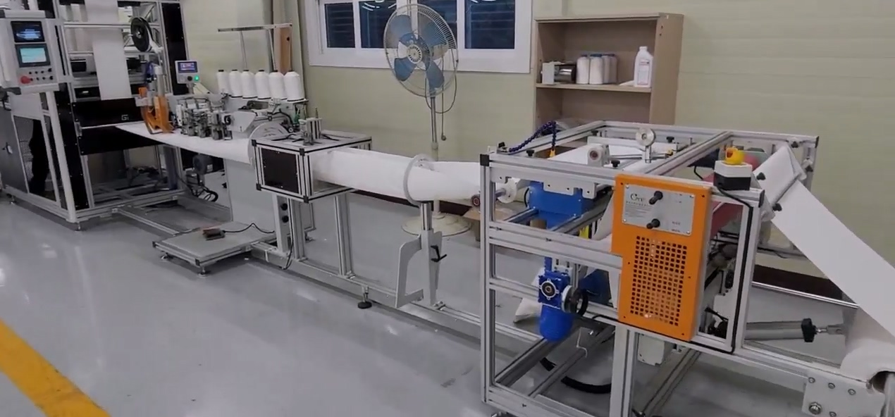 Star Machinek josteko makina automatikoak erabiltzen ditu iragazki poltsak ekoizteko eta eraginkortasuna hobetzeko
